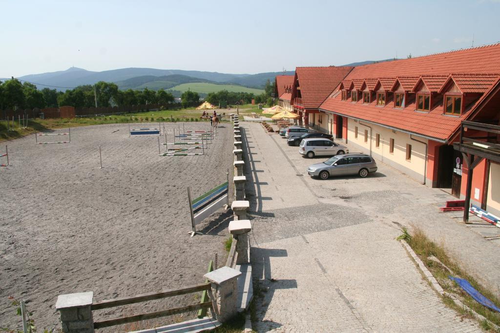 Hotel Farma Vysoka Chrastava Εξωτερικό φωτογραφία
