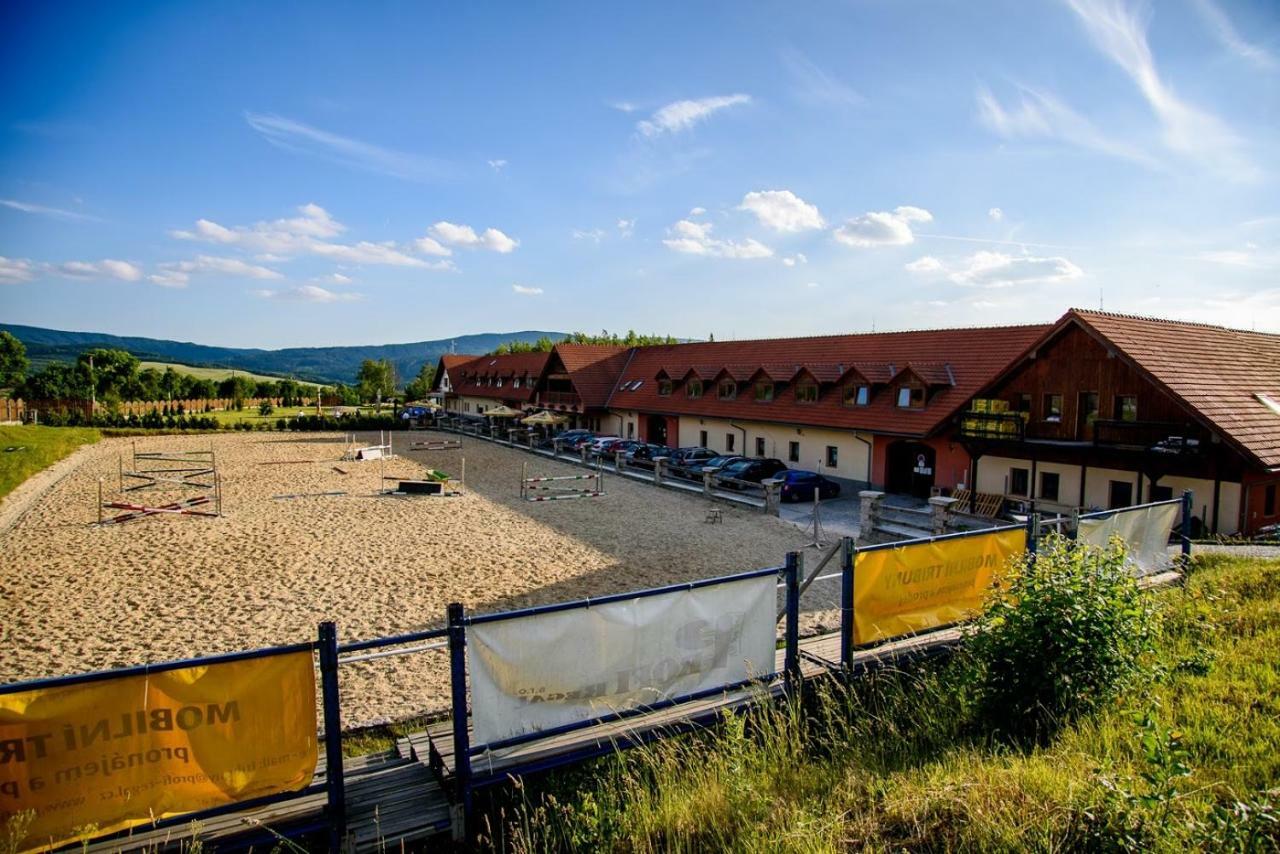 Hotel Farma Vysoka Chrastava Εξωτερικό φωτογραφία